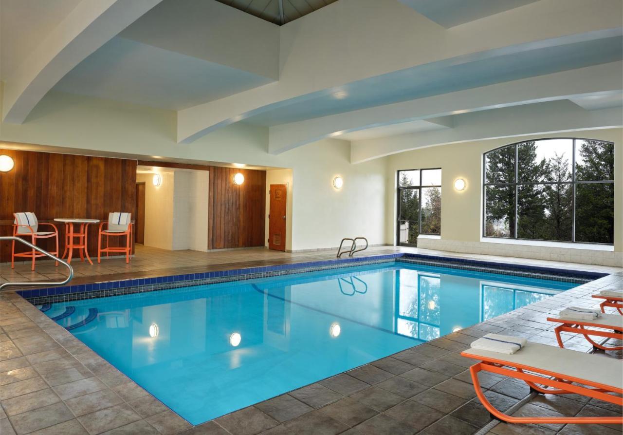 Holiday Inn Boston - Dedham Hotel & Conference Center By Ihg Eksteriør bilde