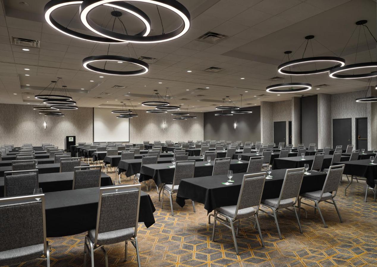 Holiday Inn Boston - Dedham Hotel & Conference Center By Ihg Eksteriør bilde