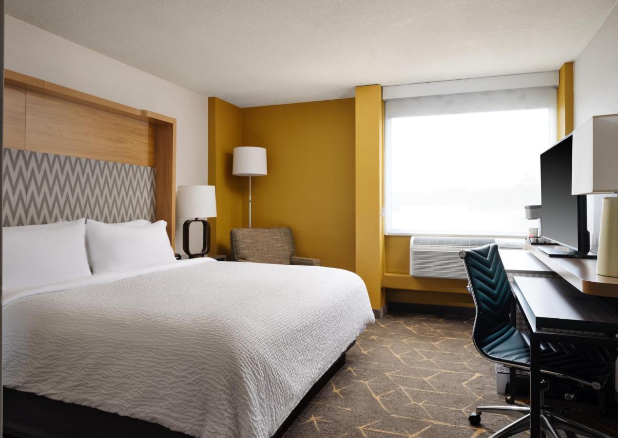Holiday Inn Boston - Dedham Hotel & Conference Center By Ihg Eksteriør bilde