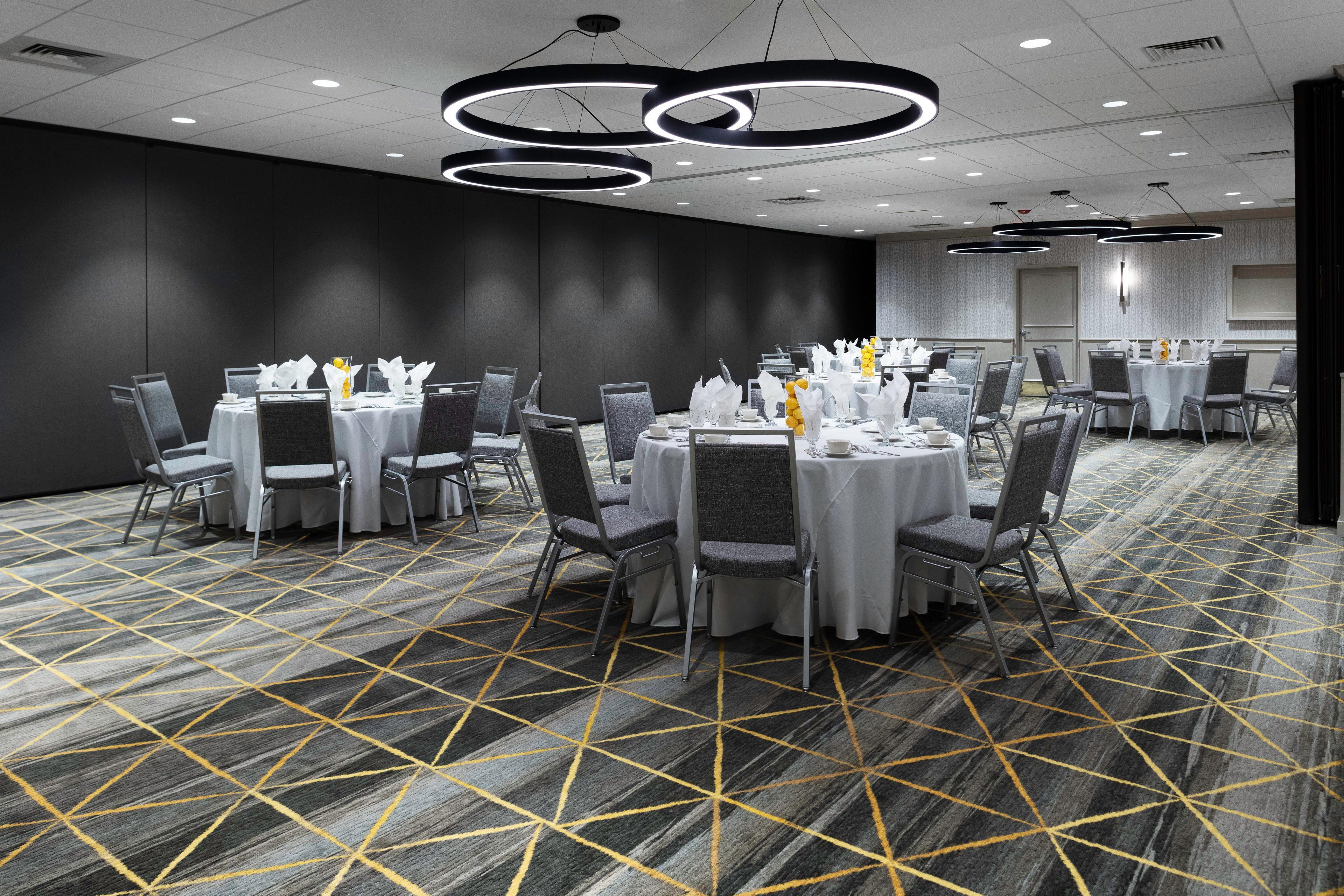 Holiday Inn Boston - Dedham Hotel & Conference Center By Ihg Eksteriør bilde