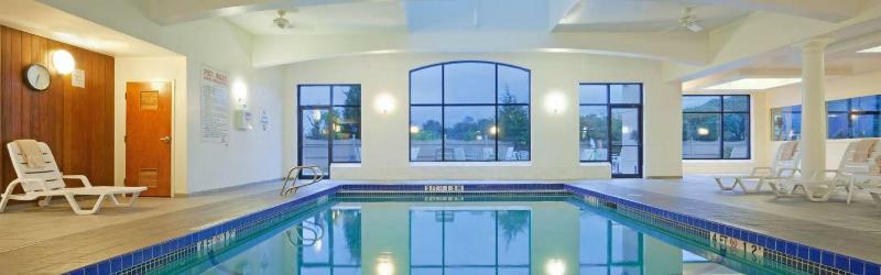 Holiday Inn Boston - Dedham Hotel & Conference Center By Ihg Eksteriør bilde